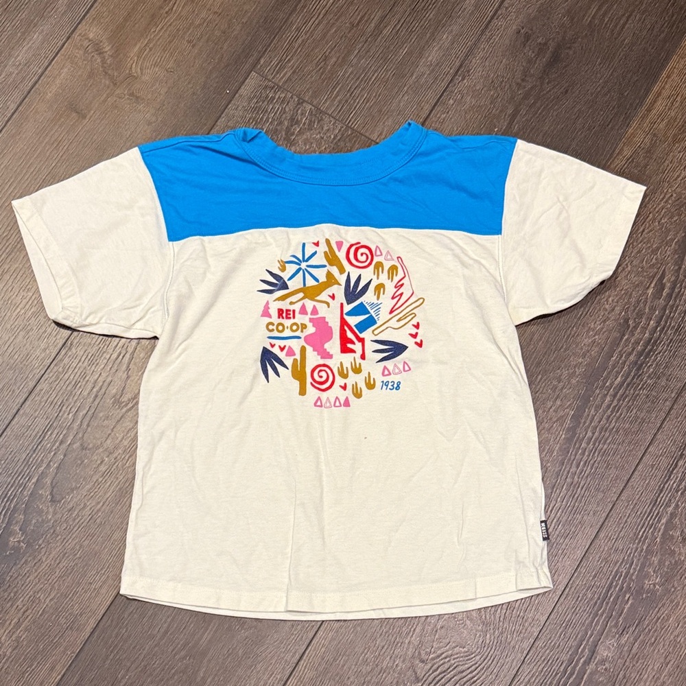 B15 REI Kids Girls Medium 10/12 Colorful Graphic Tee - Blue and White